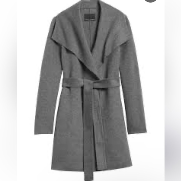 NWOT Women’s Banana Republic Gray Coat Banana Republic W/Wide Lapel & Tie Waist - Picture 3 of 8